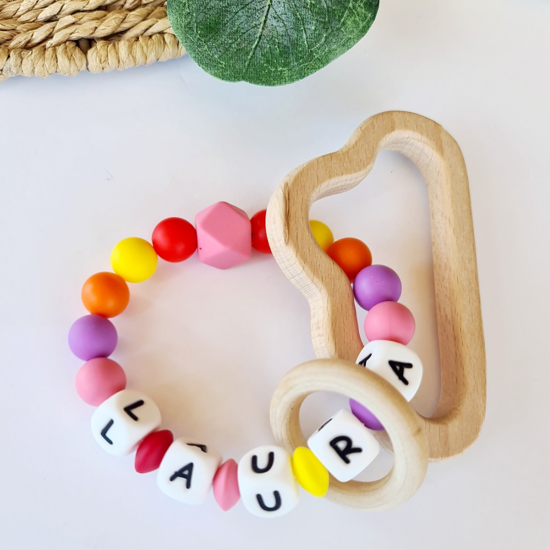 Pulsera mordedor con figurita de madera + aro madera