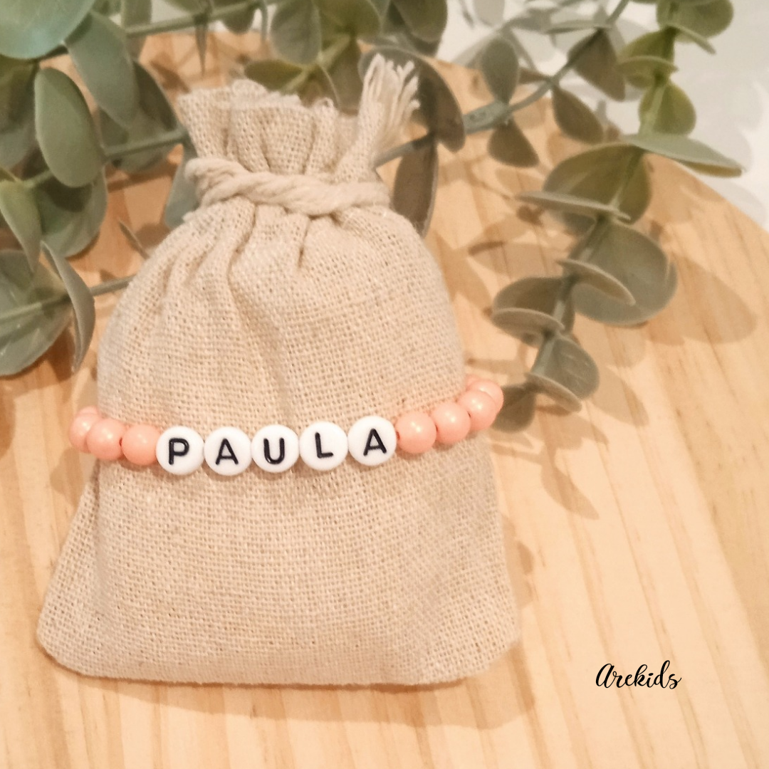 Pulsera de bolitas irisadas para adultos con nombre