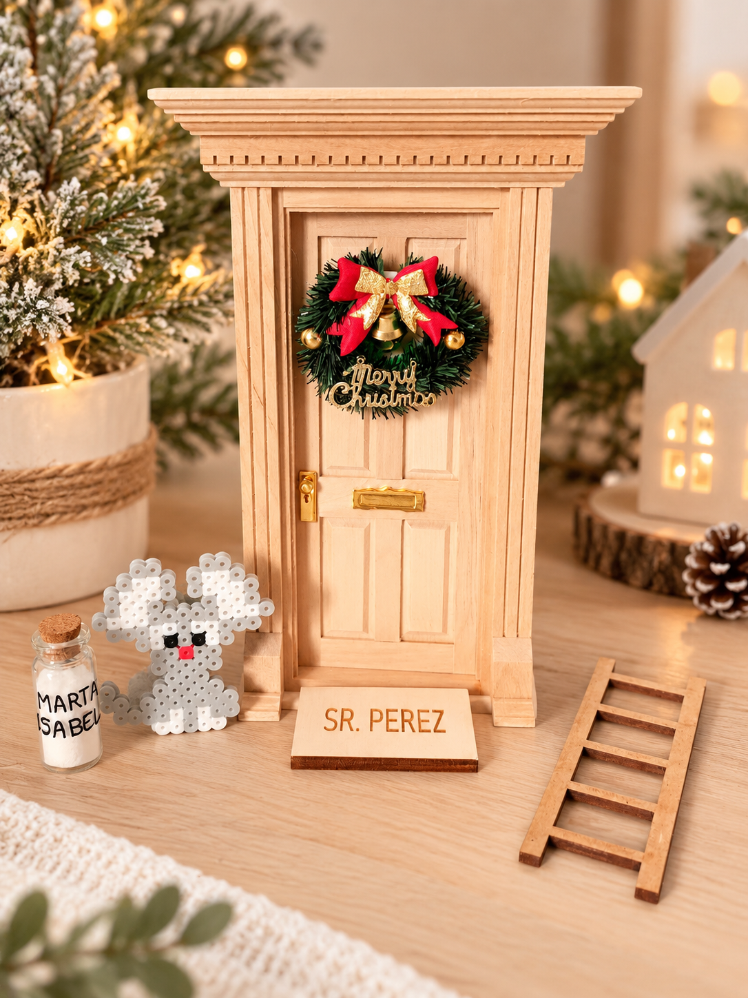 Puerta Inglesa con corona de Navidad