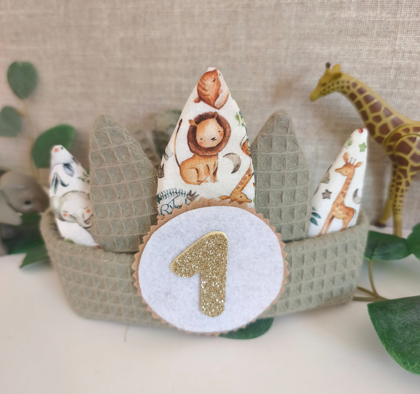 Corona de tela indio